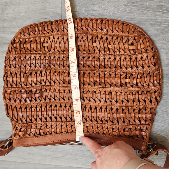Vilenca Woven Leather Crossbody bag - Picture 7 of 8